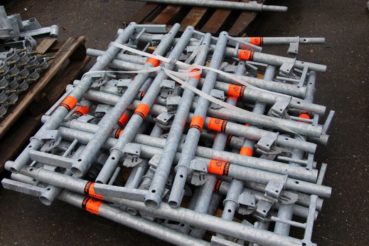 Gerüst-Systeme-Herre-Fassadengerüst-Baugerüst-Gerüstlager